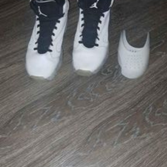 Jordan Lift offs - Picture 5 of 5